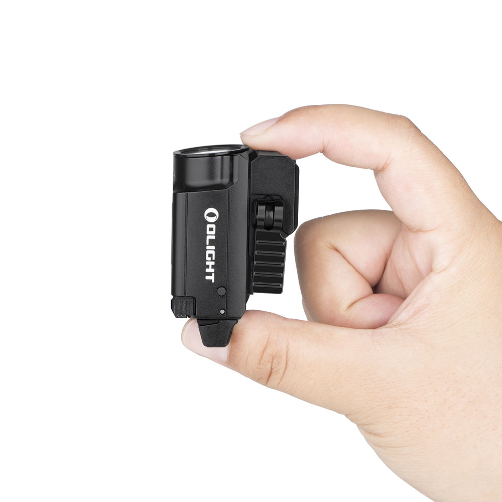 Ліхтар Olight Baldr Mini у руці