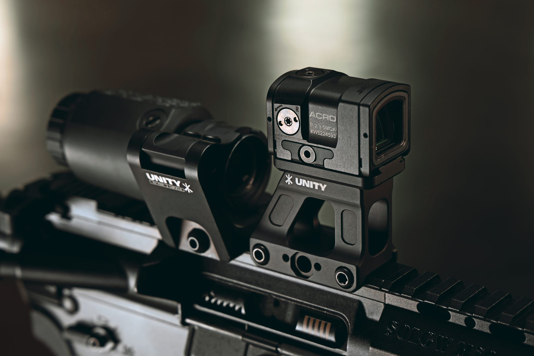 Вид збоку на FAST MRDS з Type III анодованим покриттям