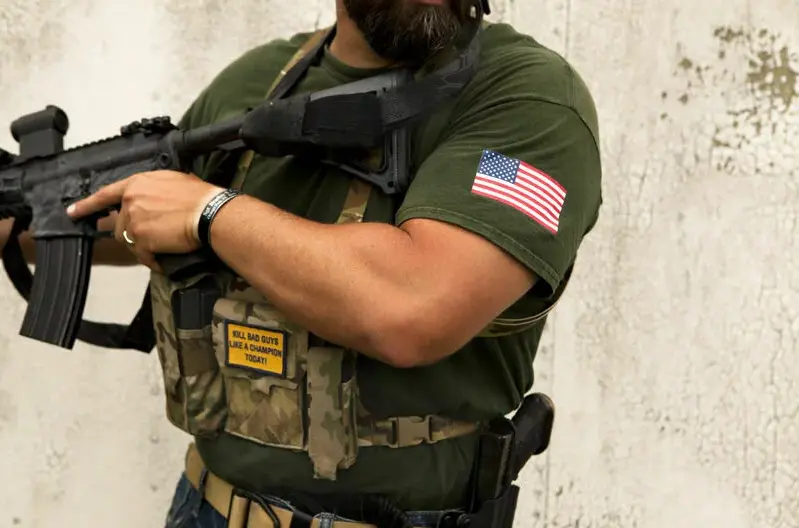 Підсумок Blue Force Gear Small Admin у кольорі Multicam на екіпуванні