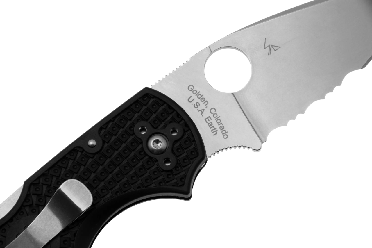 Вид на текстуроване руків'я FRN ножа Native 5