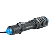 Ліхтар Warrior X Pro на металевій поверхні завдяки магнітній базі