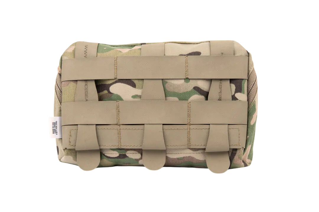 Універсальний підсумок у кольорі Multicam, вид ззаду з MOLLE-кріпленням