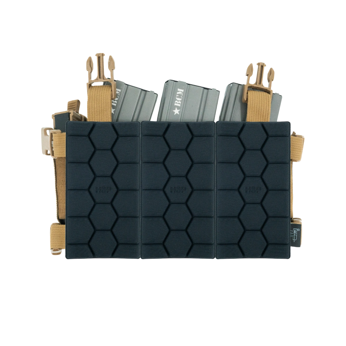 Три вставки HSP встановлені на платформу chest rig з магазинами