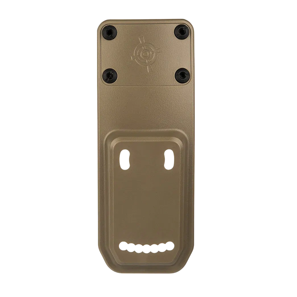 Вид ззаду на адаптер для кобури Blue Force Gear у кольорі FDE