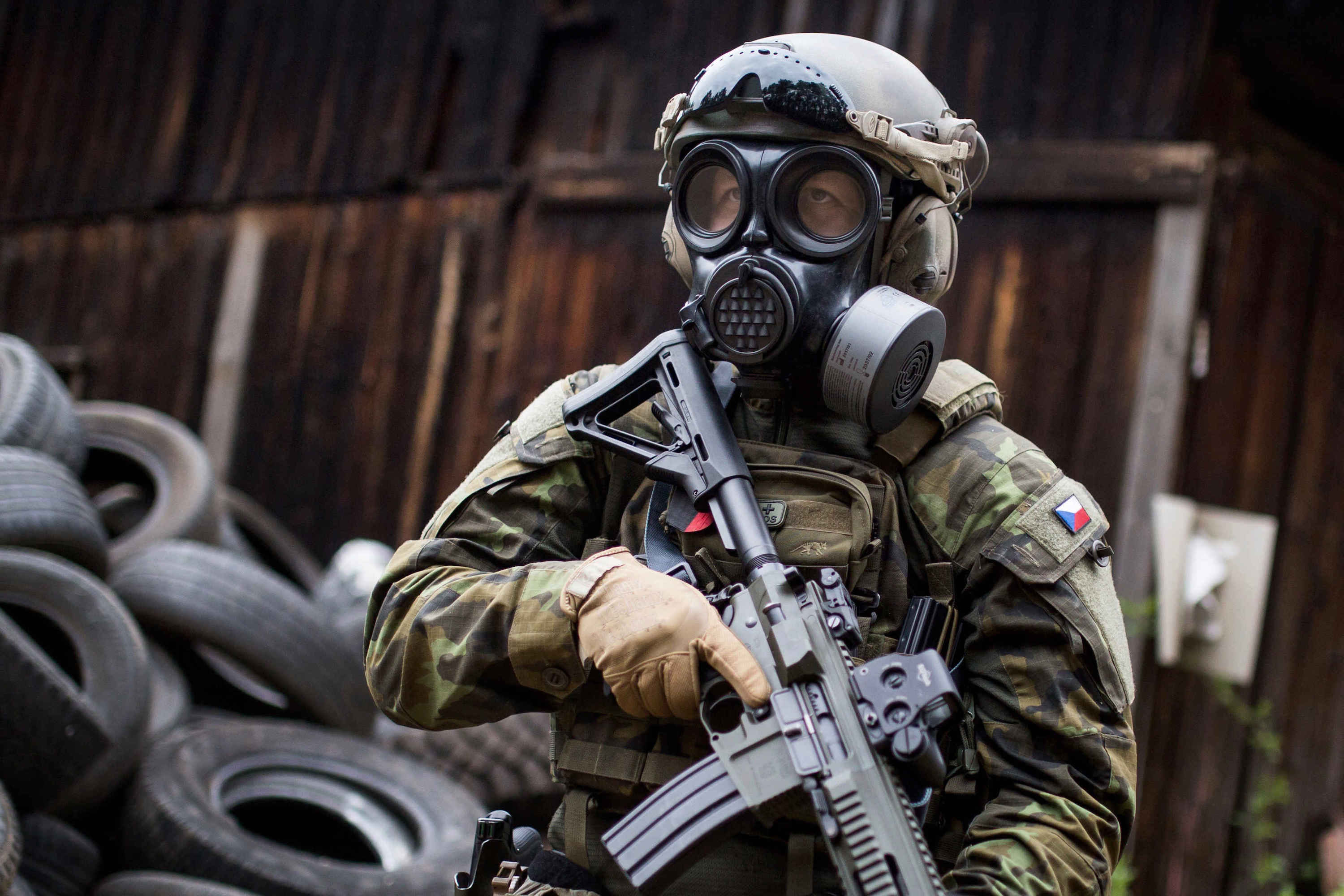 MIRA Safety CM-7M в дії