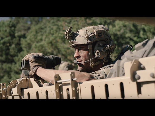 OPS-CORE AMP Connectorized Communication Headset - Надійний військовий зв'язок