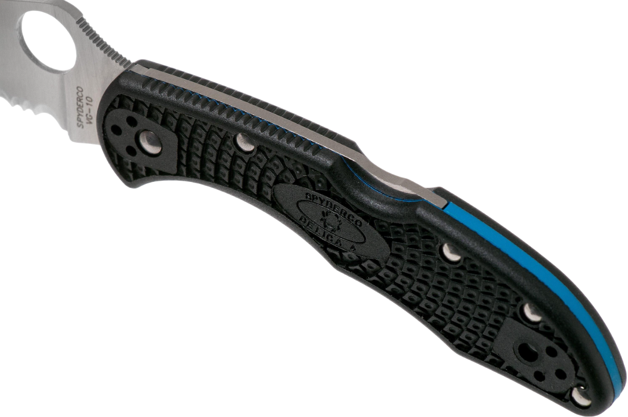 Вид ножа Spyderco Thin Blue Line із синім бекспейсером